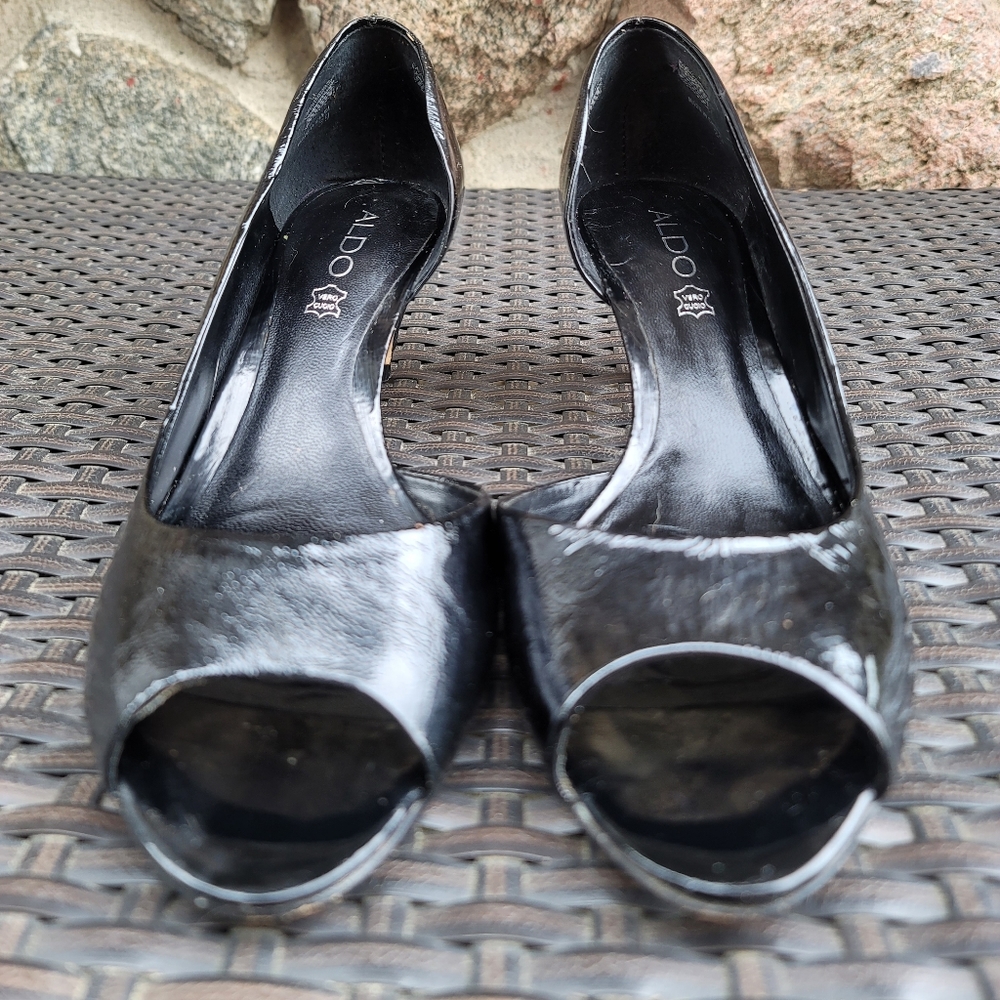 Aldo black pumps